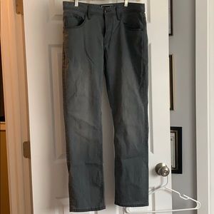 Men’s Travis Matthew jeans